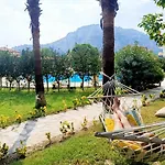 Palme 4*